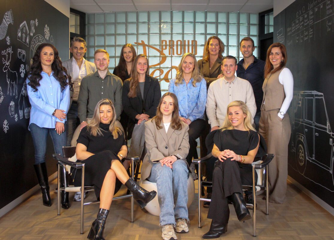 Team foto Proud People